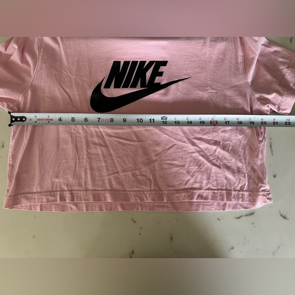 Nike Rose Crop Tee - Picture 5 of 7